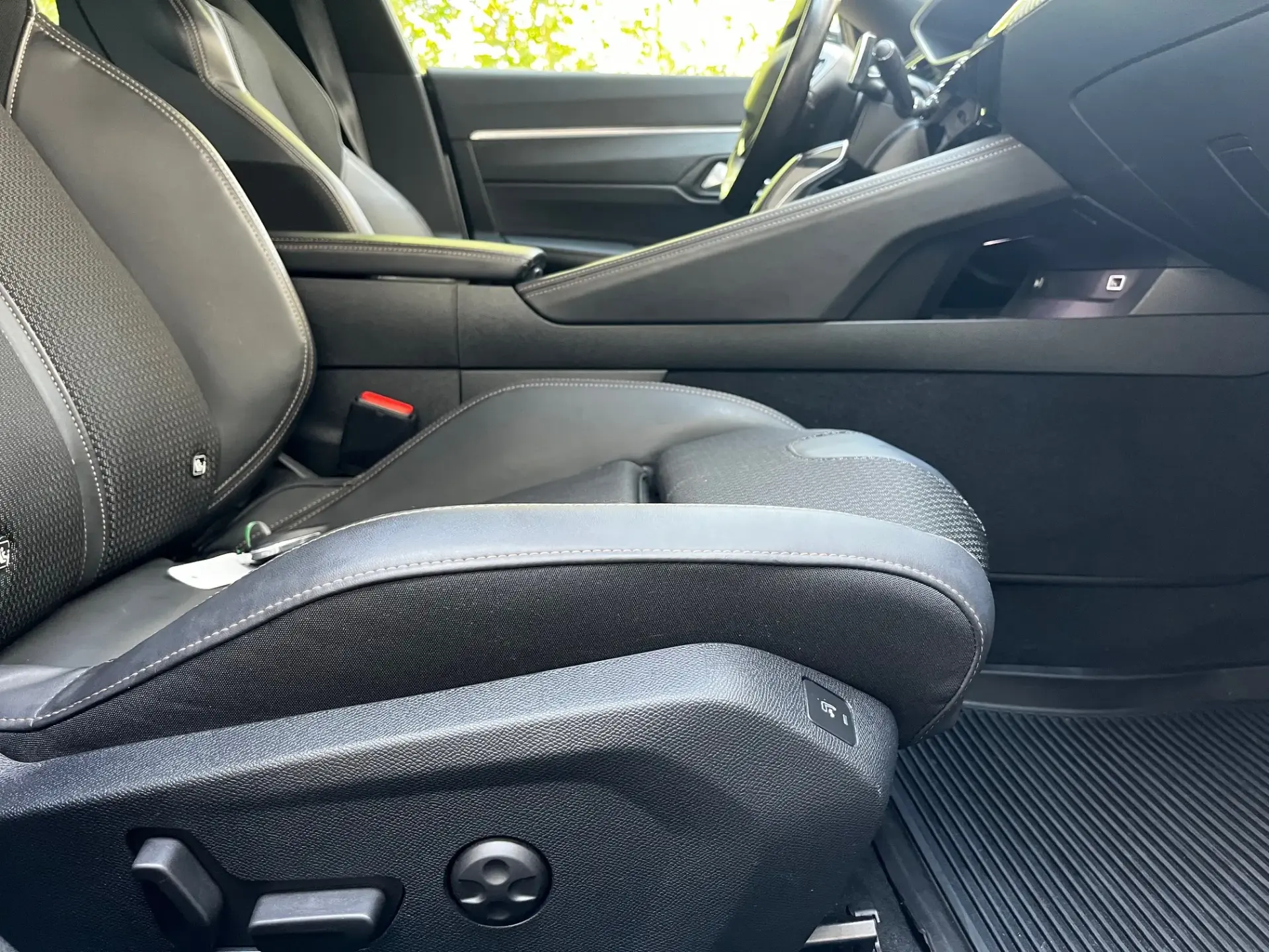 Peugeot 508 SW 1.5 BlueHDi GT Line EAT8 12