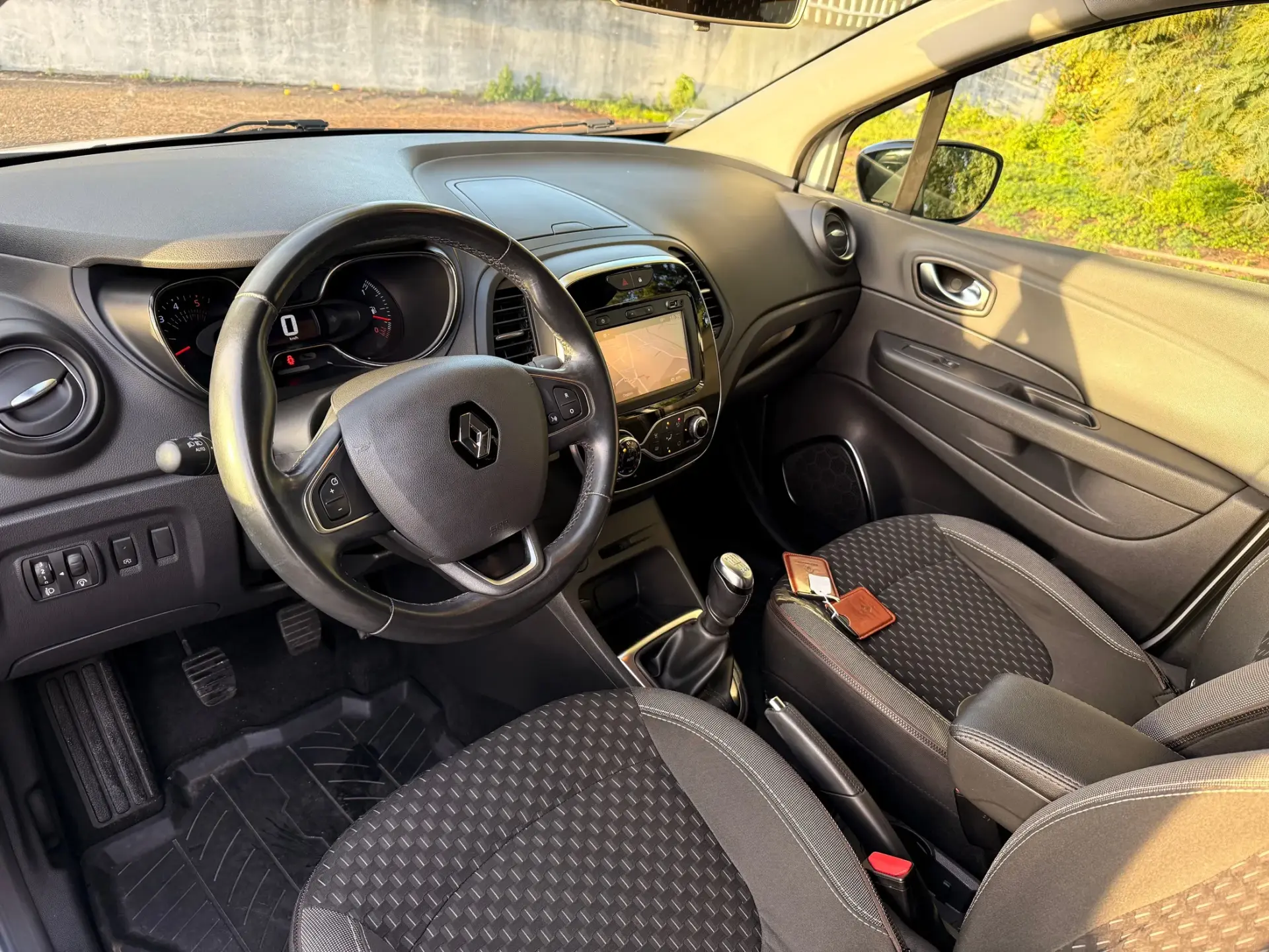Renault Captur 1.5 dci ELYSEÉ 13