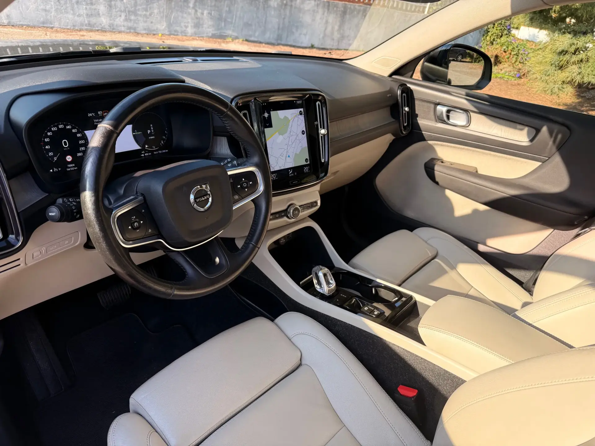 Volvo XC 40 1.5 T5 PHEV Inscription Expression 16