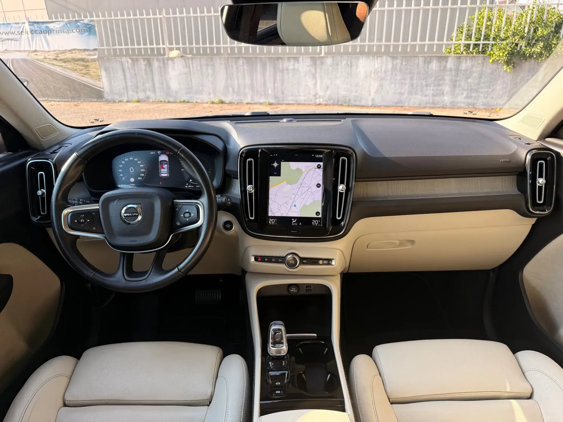 Volvo XC 40 1.5 T5 PHEV Inscription Expression 23