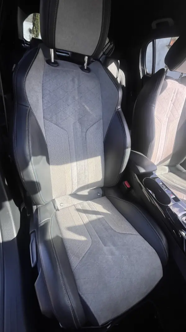 Peugeot e-208 50 kWh GT Pack 15