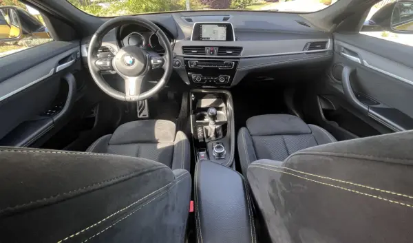 BMW X2 sDrive 18i Pack M 9