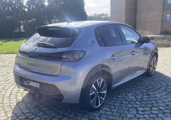 Peugeot e-208 50 kWh GT Pack 7