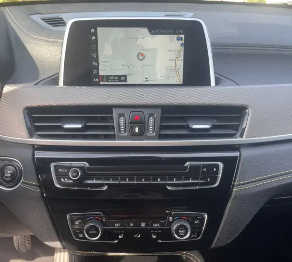 BMW X2 sDrive 18i Pack M 10