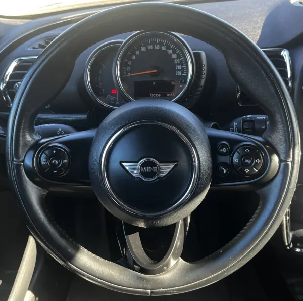 MINI Clubman Cooper D Classic Auto 17