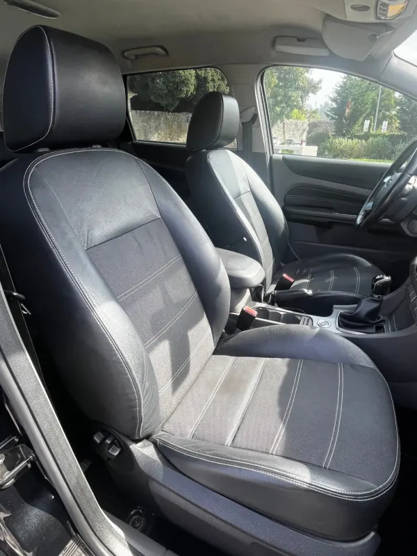 Ford Focus 1.6 TDCi Titanium 15