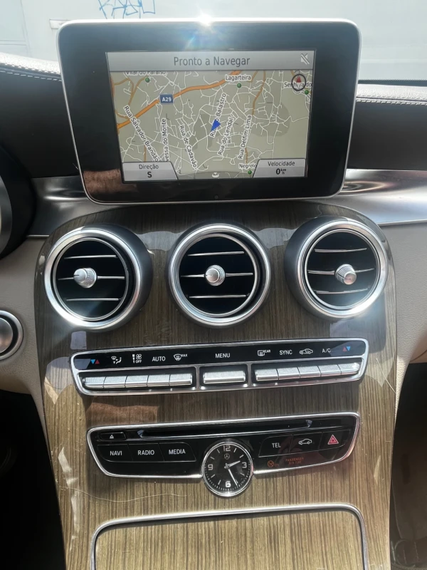 Mercedes-Benz C 300 BLUETEC HYBRID 22