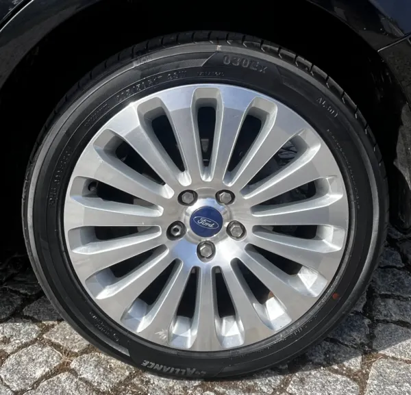Ford Focus 1.6 TDCi Titanium 9