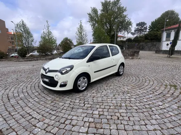 Renault Twingo Outro 12