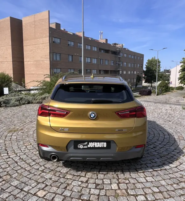 BMW X2 sDrive 18i Pack M 4