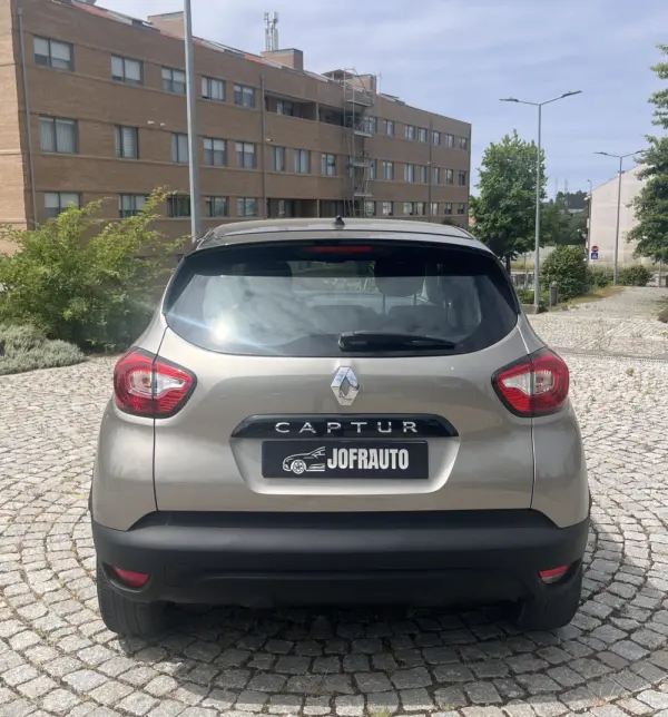 Renault Captur 0.9 TCe 6