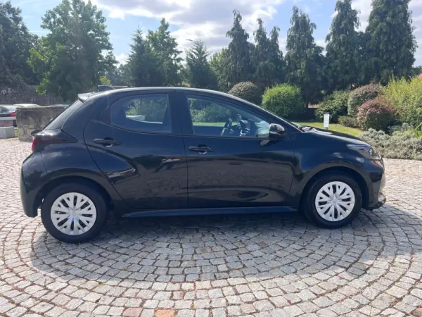 Toyota Yaris 1.5 HDF Comfort 6