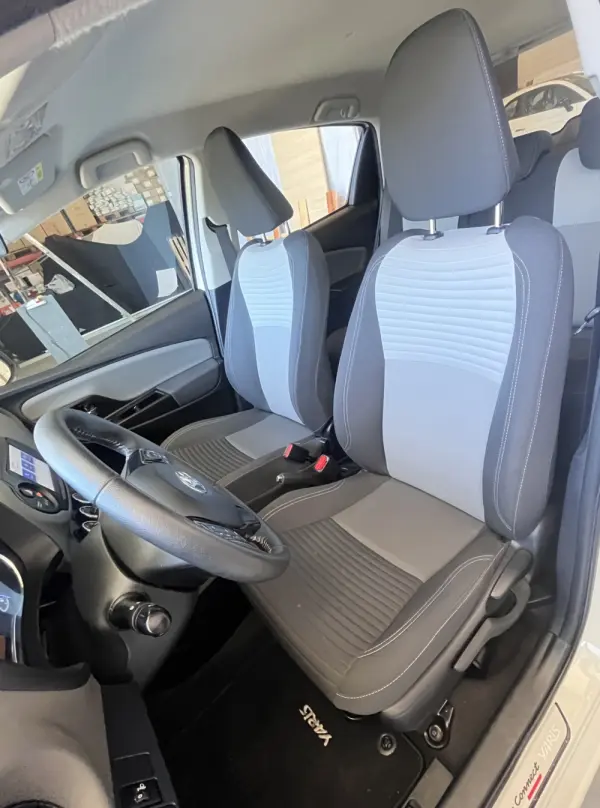 Toyota Yaris 1.0 VVT-i Connect 16