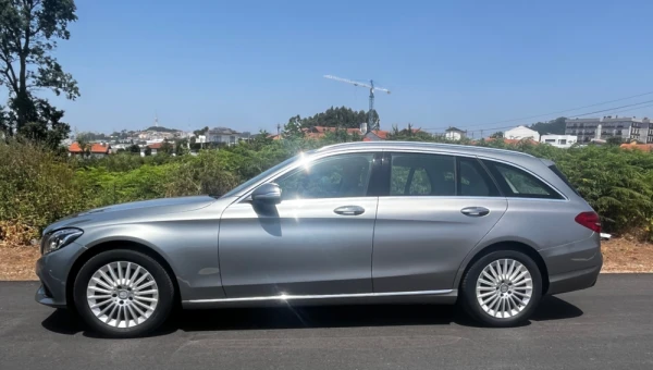 Mercedes-Benz C 300 BLUETEC HYBRID 2