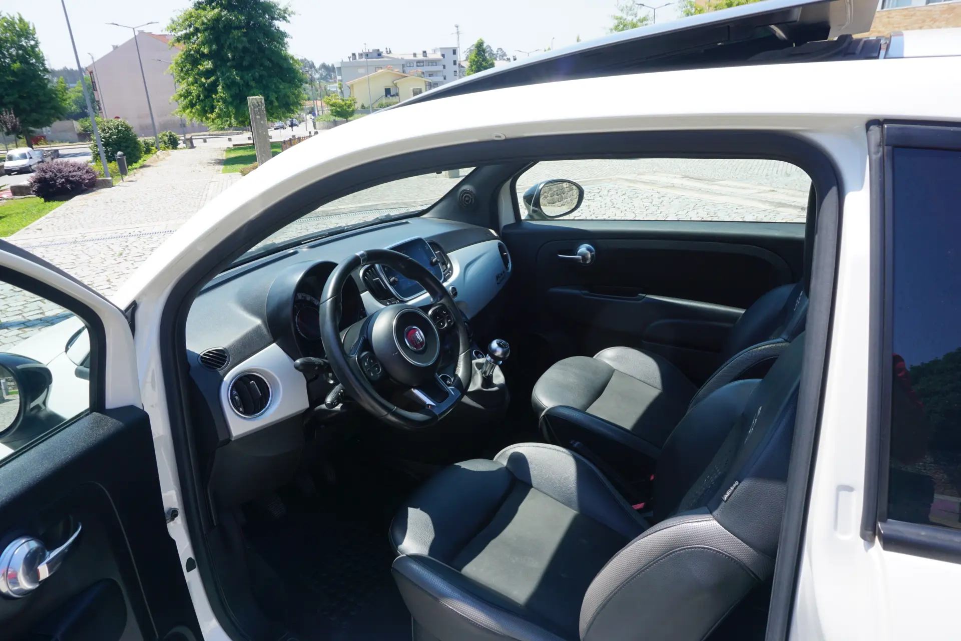 Fiat 500 1.0 Hybrid Sport Connect 15
