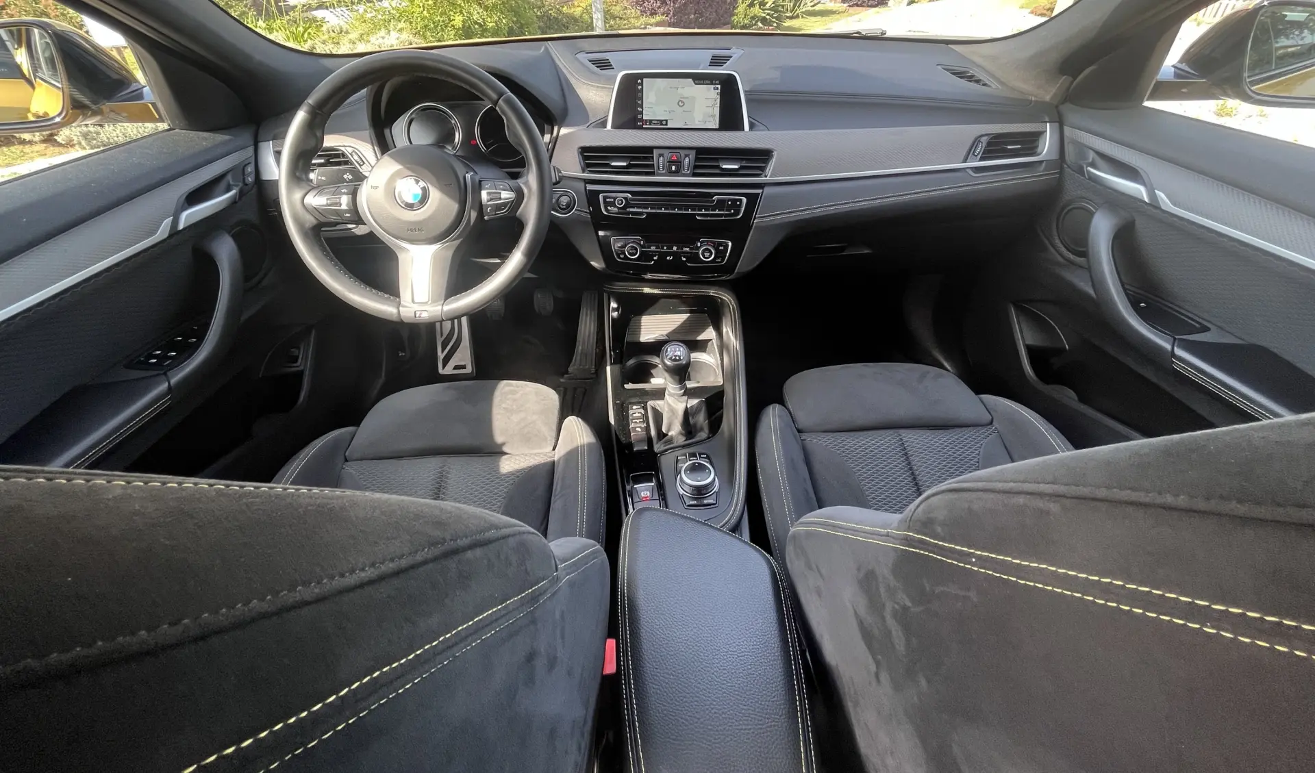 BMW X2 sDrive 18i Pack M 9