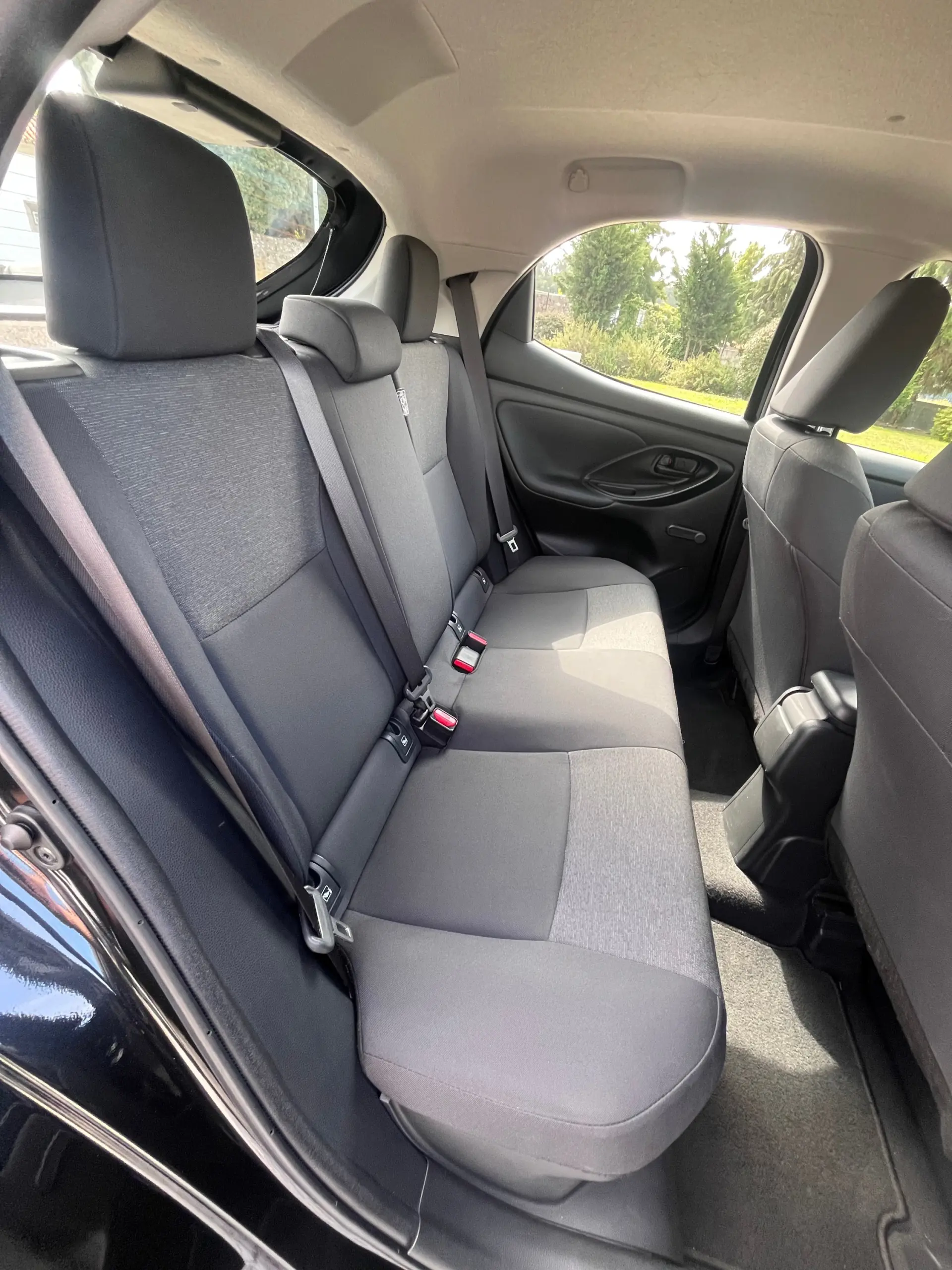 Toyota Yaris 1.5 HDF Comfort 12