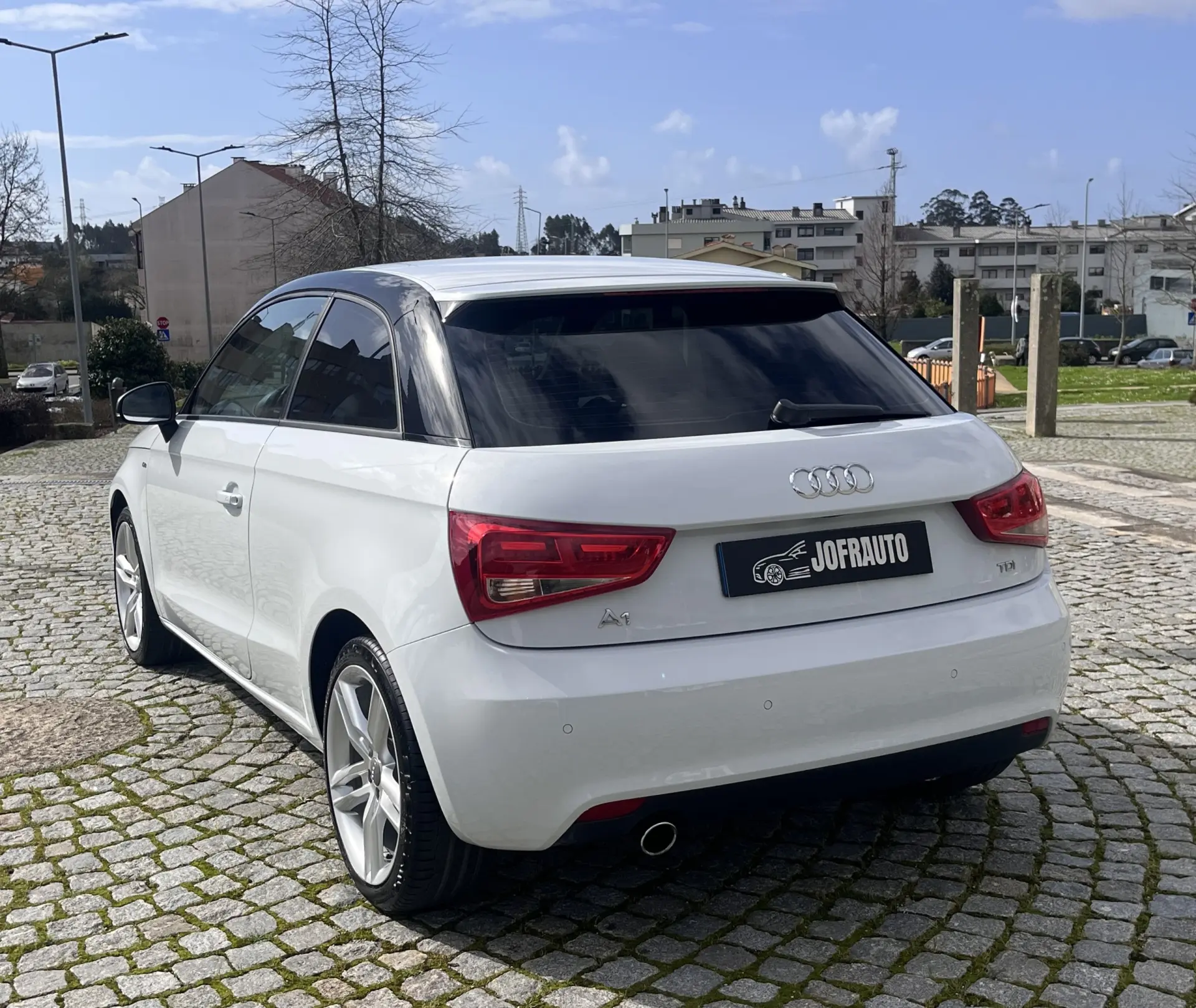 Audi A1 1.6 TDI S-line 6