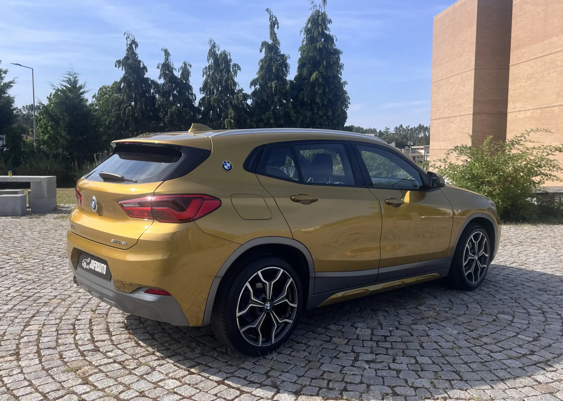 BMW X2 sDrive 18i Pack M 5