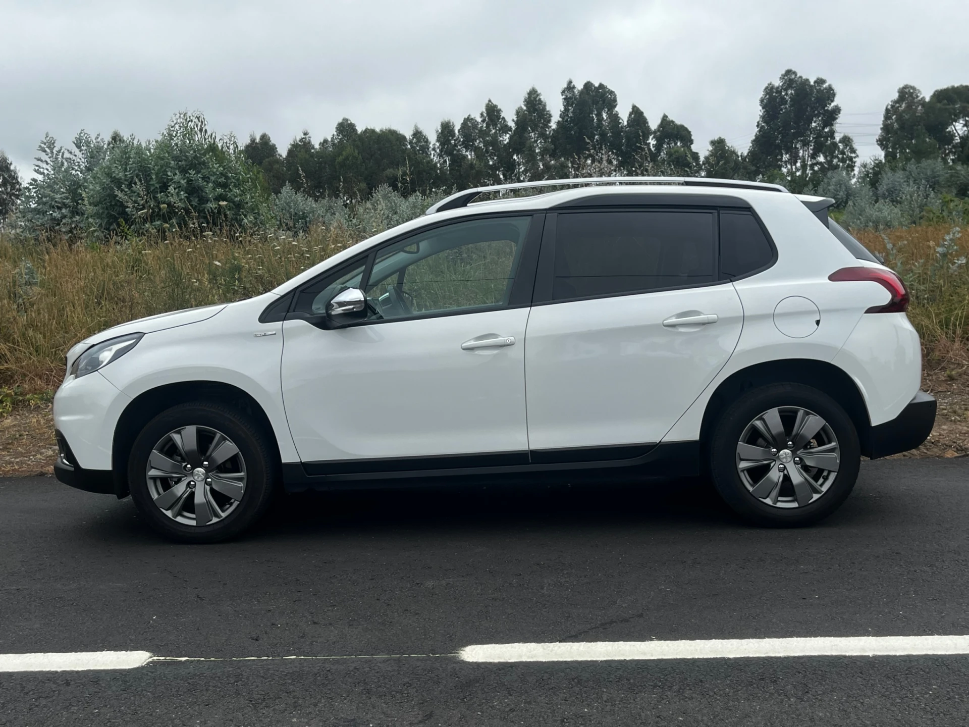 Peugeot 2008 1.2 Style 10