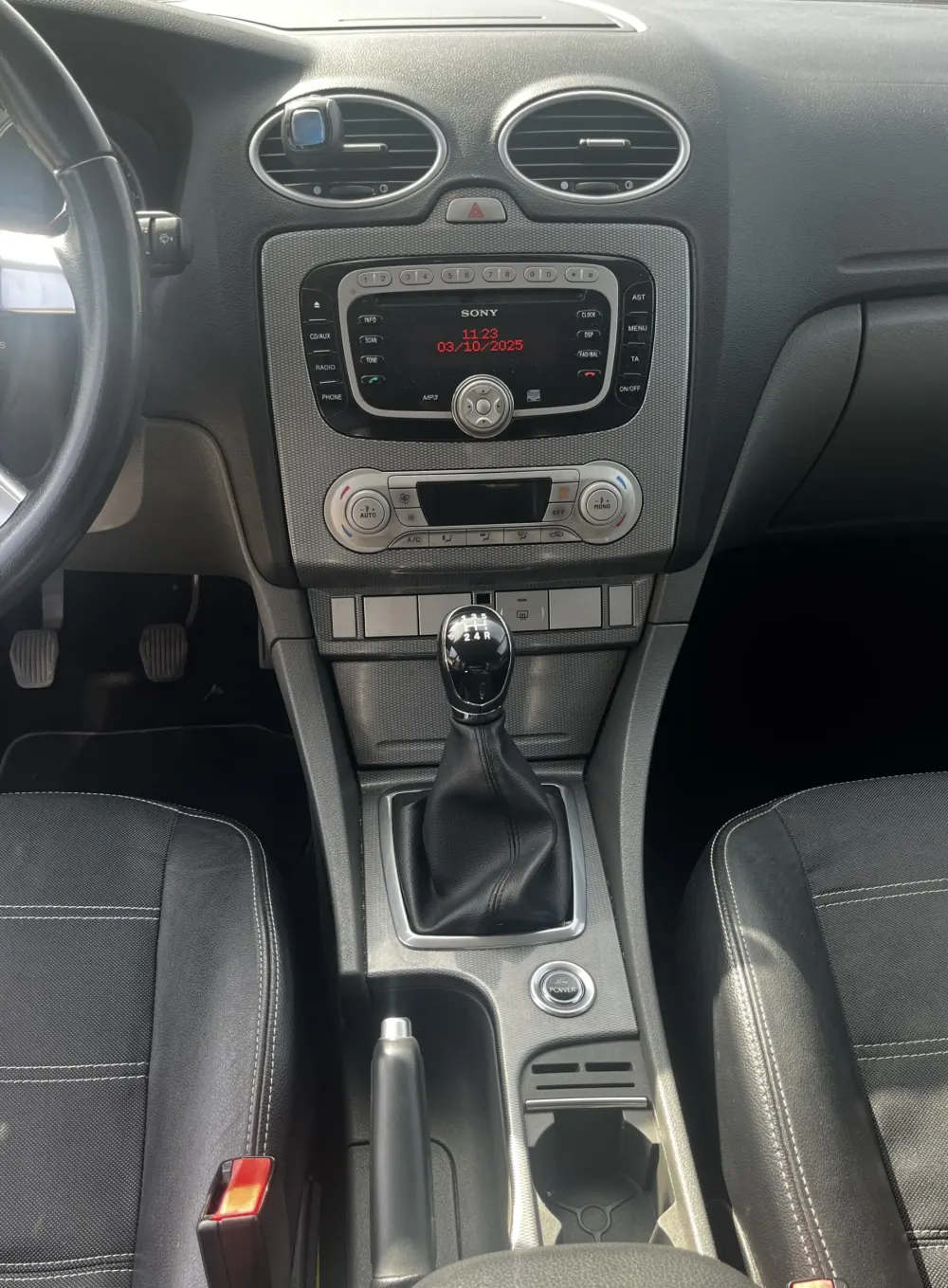 Ford Focus 1.6 TDCi Titanium 12