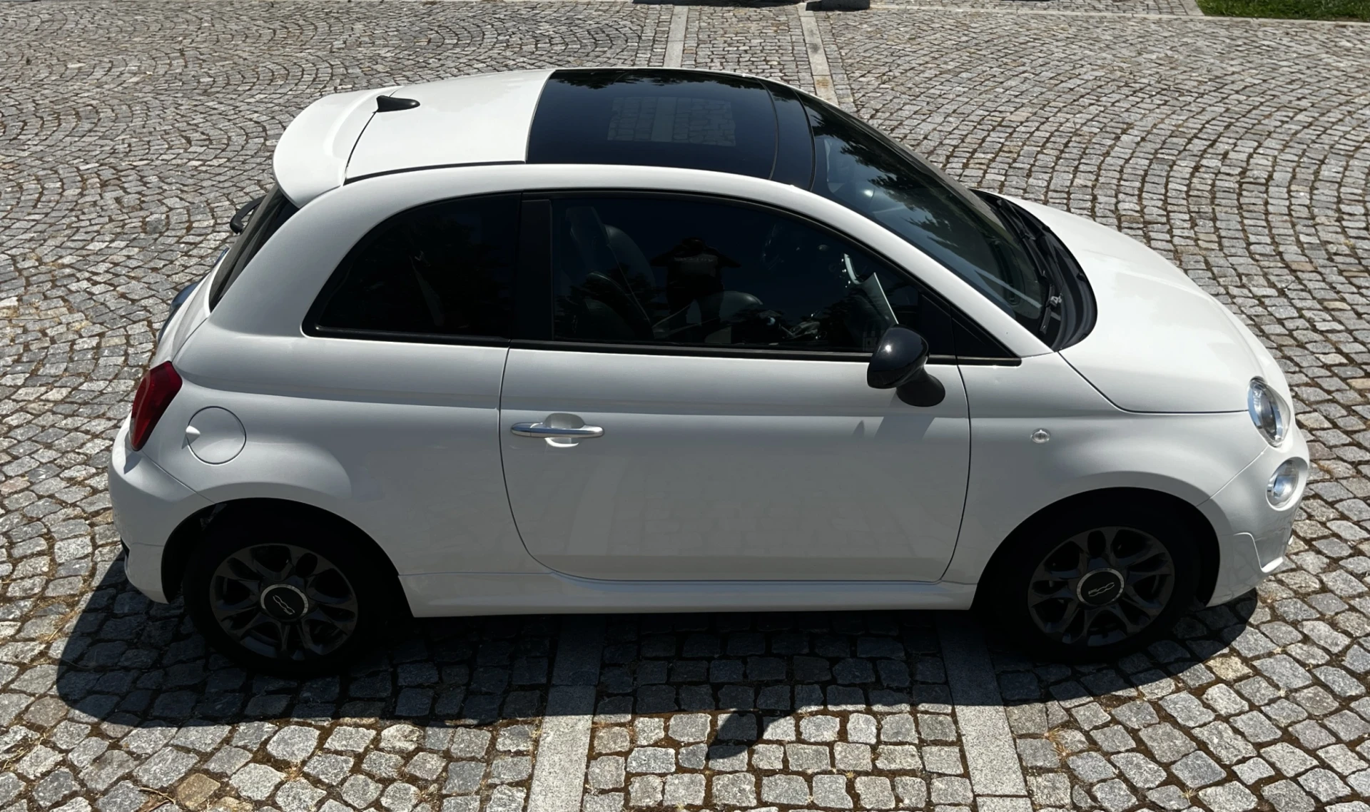 Fiat 500 1.0 Hybrid Connect 9