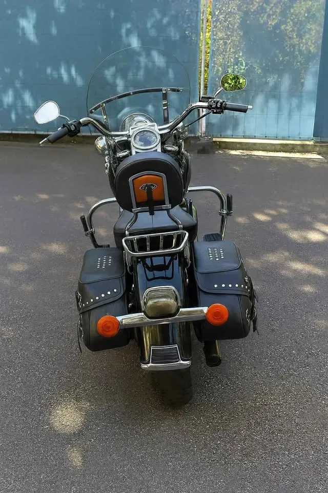 Harley-Davidson Heritage Softail Classic 5