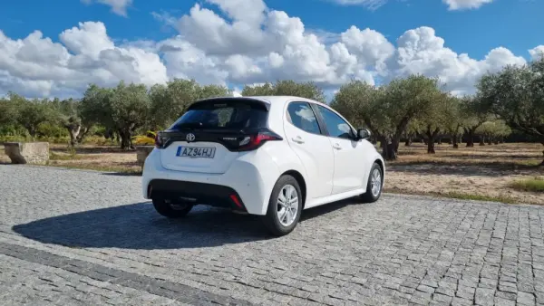 Toyota Yaris 1.5 HDF Comfort 5
