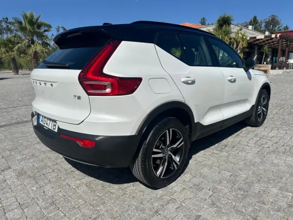 Volvo XC 40 1.5 T2 R-Design Geartronic 6