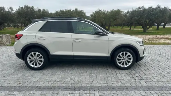 Volkswagen T-Roc 1.5 TSI Urban DSG 5