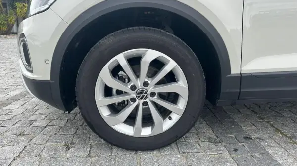 Volkswagen T-Roc 1.5 TSI Urban DSG 7