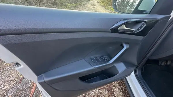 Volkswagen T-Cross 1.0 TSI Urban DSG 14