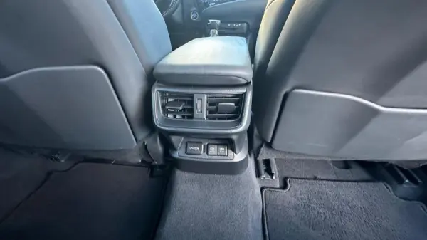 Lexus ES 300h Executive+ 19