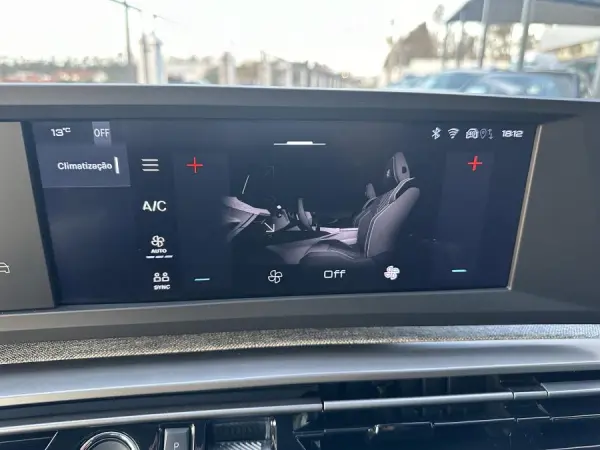 Peugeot 3008 1.2 Hybrid Allure Pack e-DCS6 19