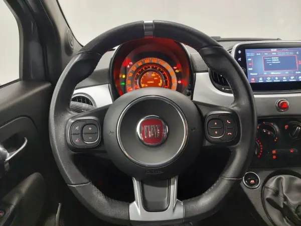 Fiat 500 1.0 Hybrid Sport 8