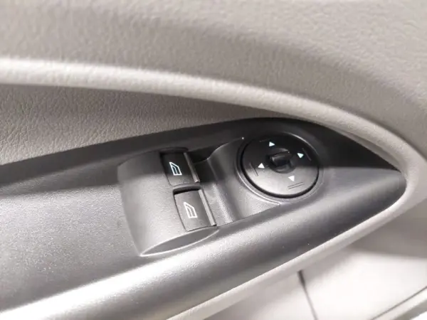 Ford Transit Connect 6