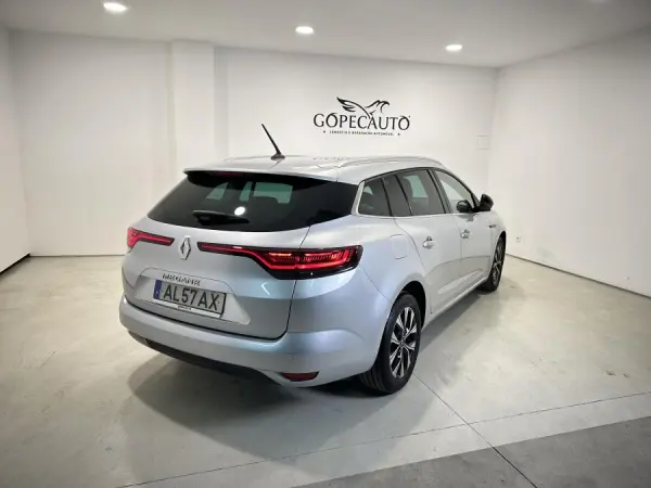 Renault Mégane Sport Tourer 1.5 Blue dCi Limited C/PM+Pneu 5