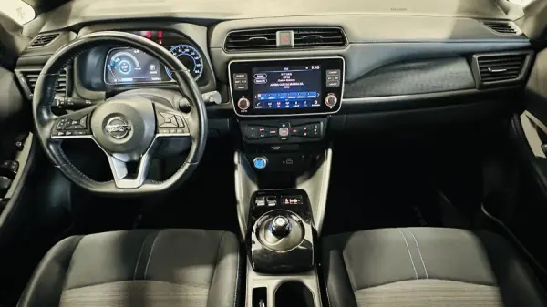 Nissan Leaf Acenta 8