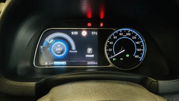 Nissan Leaf Acenta 17