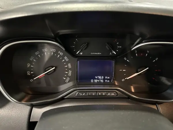 Citroën C3 Aircross 1.2 PureTech Plus 22