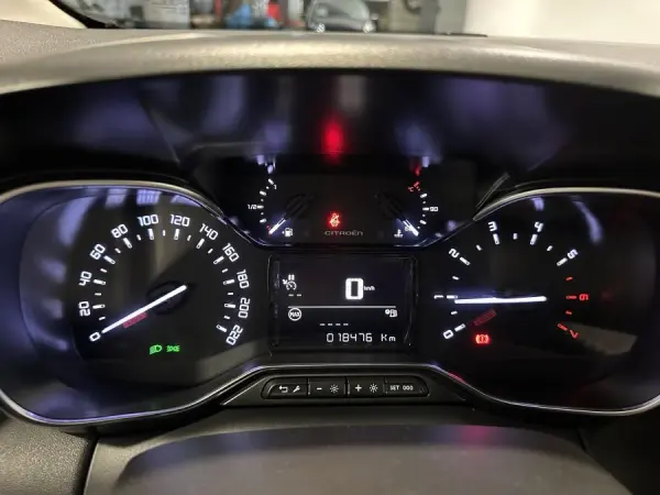 Citroën C3 Aircross 1.2 PureTech Plus 21