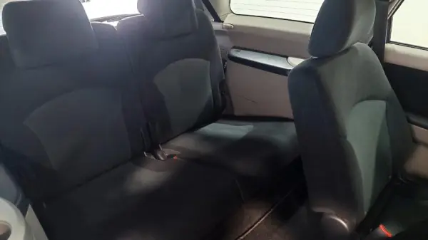 Mitsubishi Grandis 2.0 DI-D Insport 20