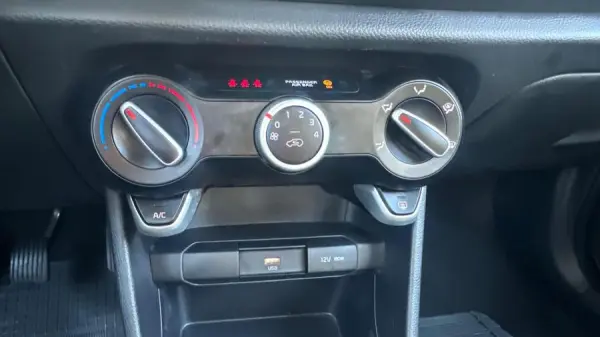 Kia Picanto 1.0 CVVT Urban 10