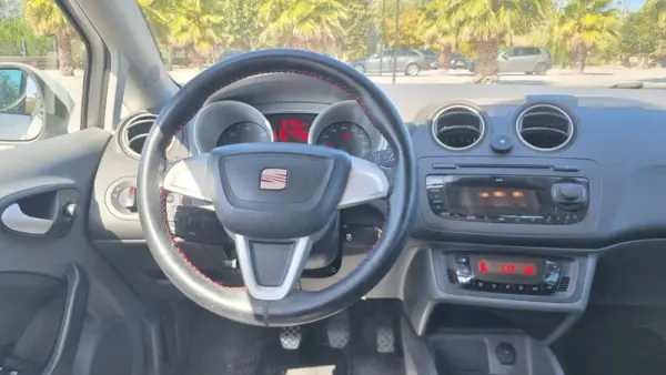 SEAT Ibiza 1.6 TDI Copa DPF 10