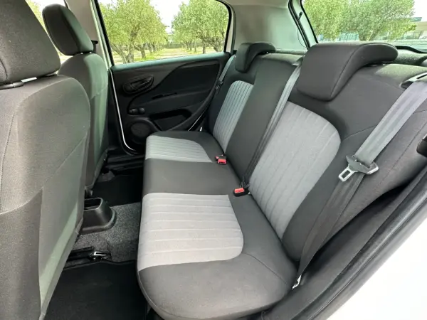 Fiat Punto 1.2 Easy S&S 12