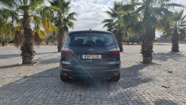 Ford S-Max 1.8 TDCi Titanium 7L 6