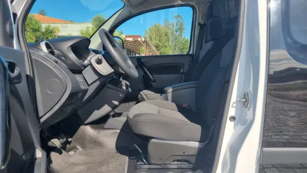 Renault Kangoo Outro 13