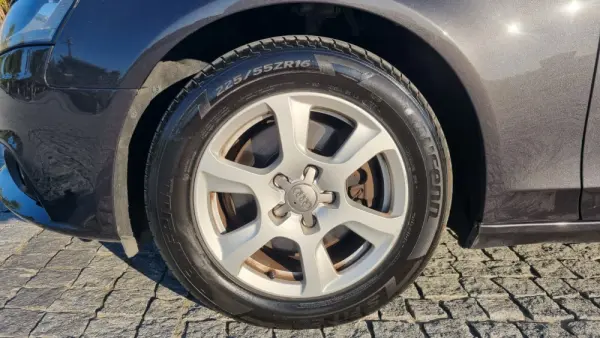 Audi A4 2.0 TDI 7