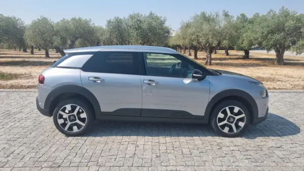 Citroen C4 Cactus 1.5 BlueHDi Shine Pack 4