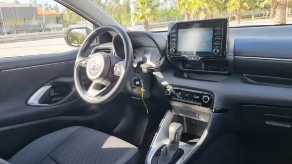 Toyota Yaris 1.5 HDF Comfort 10